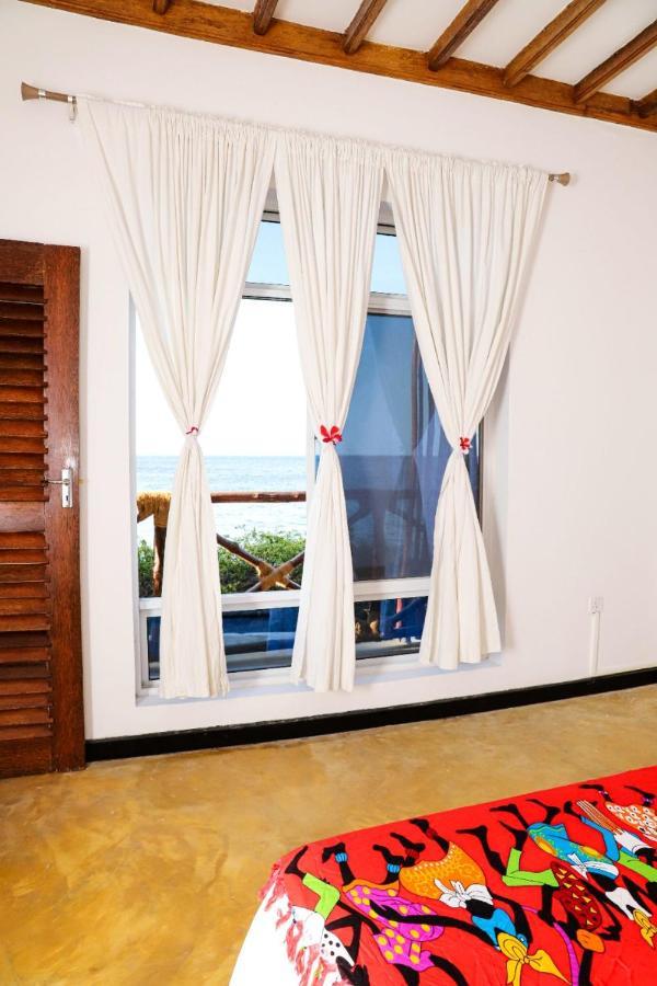 Ivory Ocean View Hotel Marumbi Exterior foto