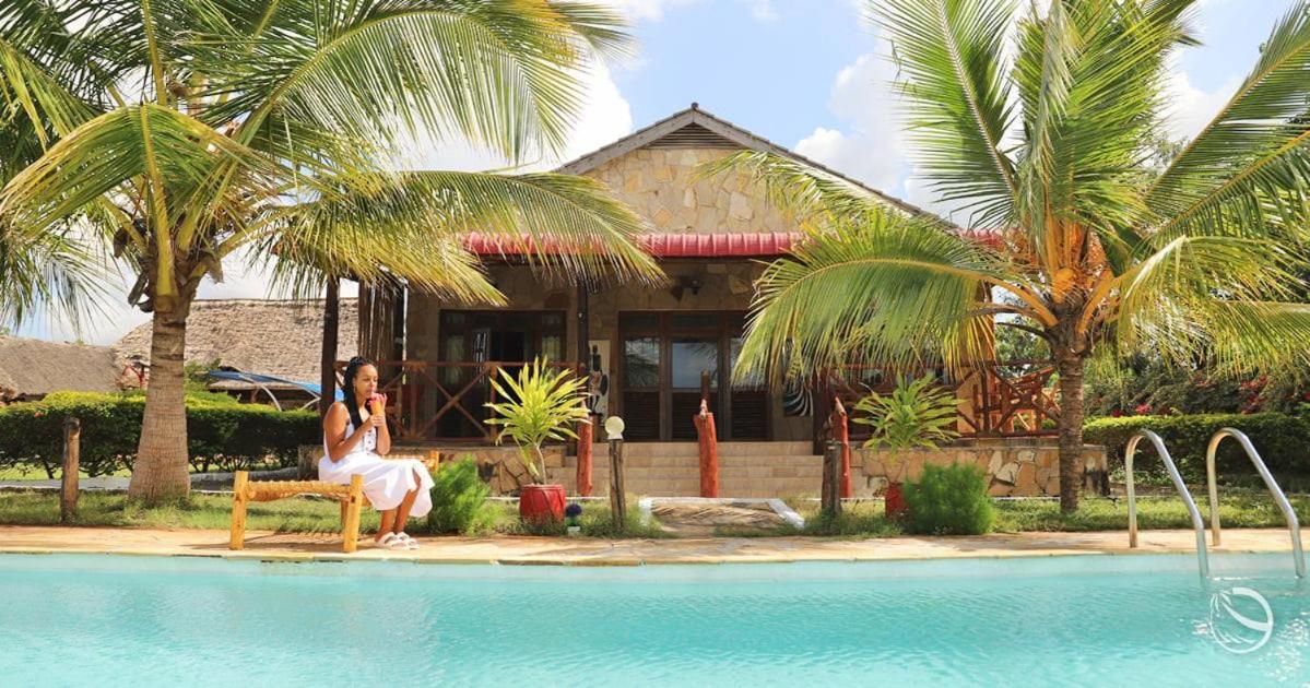 Ivory Ocean View Hotel Marumbi Exterior foto