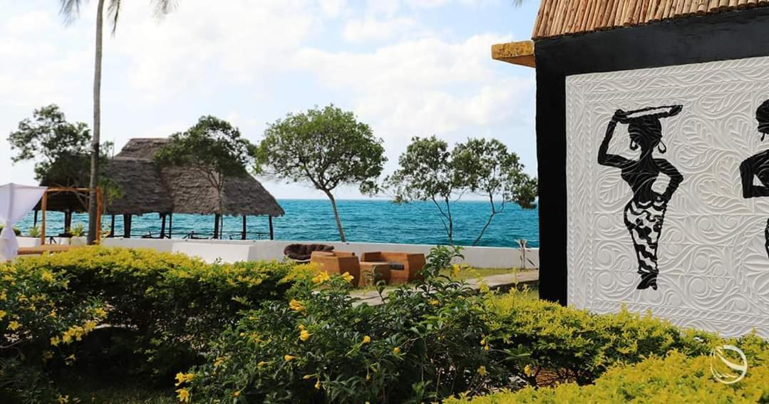 Ivory Ocean View Hotel Marumbi Exterior foto
